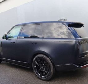 2025 Range Rover Vogue SV P615