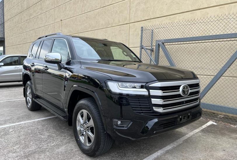 2026 Toyota Land Cruiser 300 Sahara ZX