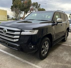 2026 Toyota Land Cruiser 300 Sahara ZX