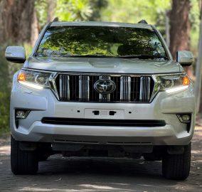 Toyota Landcruiser Prado VXL